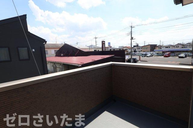 《仲介手数料無料》富士見市羽沢１丁目28-28第新築一戸建てファーストタウンのバルコニー