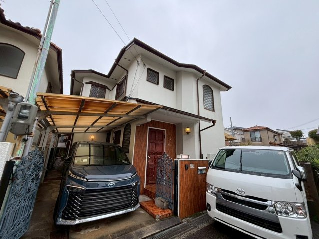上野東1丁目一戸建借家の外観