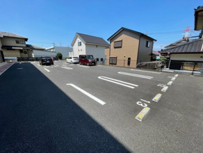 【駐車場】