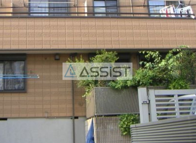 ヴィラ平町のエントランス