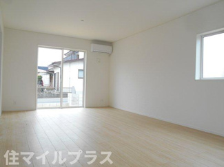 【居間・リビング】 | 矢吹町一本木新築一戸建て7棟 | 使いやすい居間です