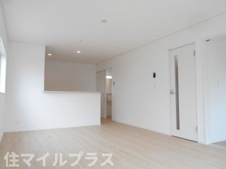 【居間・リビング】 | 矢吹町一本木新築一戸建て7棟 | ゆったり過ごせるリビングです