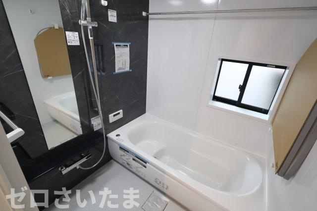 《仲介手数料無料》富士見市羽沢１丁目15-2新築一戸建てグラファーレの浴室