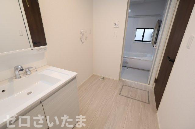 《仲介手数料無料》富士見市羽沢１丁目15-2新築一戸建てグラファーレのランドリースペース