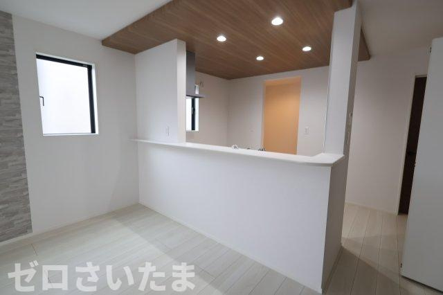 《仲介手数料無料》富士見市羽沢１丁目15-2新築一戸建てグラファーレのキッチン