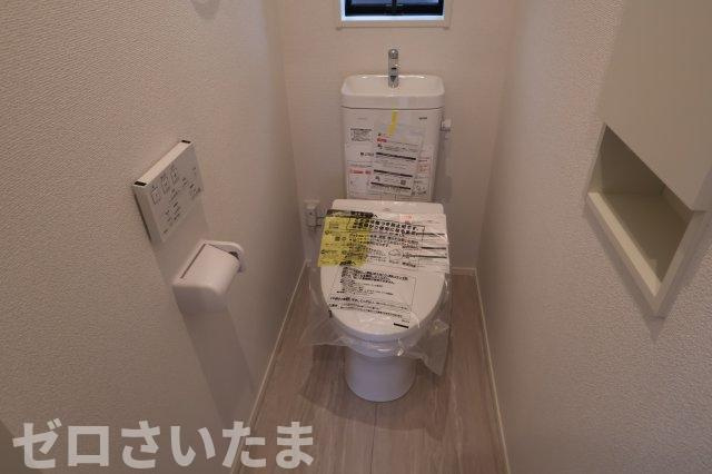 《仲介手数料無料》富士見市羽沢１丁目15-2新築一戸建てグラファーレのトイレ