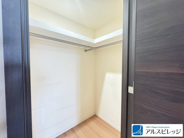 プラウド浦和仲町マークスの収納|ウォークインクローゼット