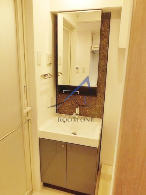 ＺＯＯＭ秋葉原ＳＱＵＡＲＥの洗面所|洗面台です。