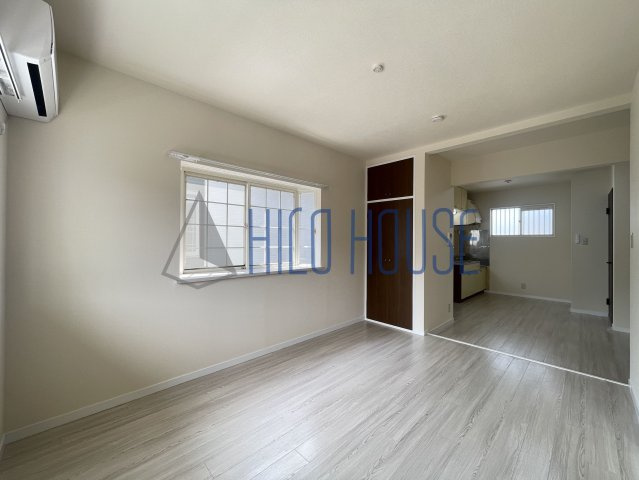 シャトーヒルマの居間・リビング