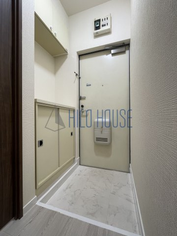 シャトーヒルマの玄関