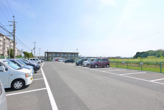 東九条大西モータープールの外観