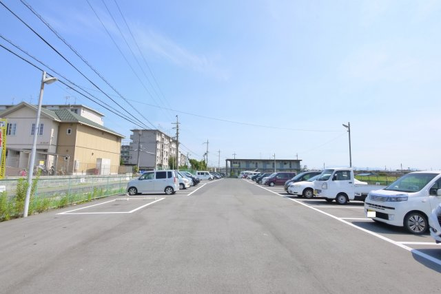 東九条大西モータープールの外観