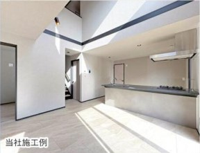 【内観：施工例】 | 戸塚（深谷町7）　全2棟（B号棟） | 同施工会社施工例（リビング）