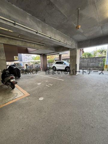 リファレンス久留米駅前の駐車場