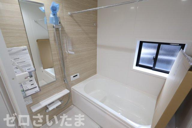 《仲介手数料無料》富士見市羽沢３丁目3-13新築一戸建てグラファーレの浴室