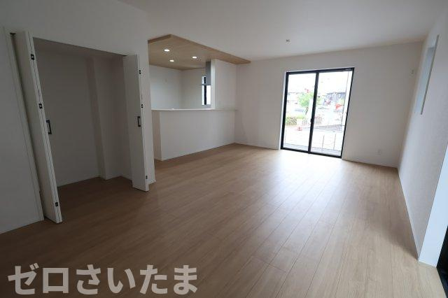 《仲介手数料無料》富士見市羽沢３丁目3-13新築一戸建てグラファーレの居間・リビング|LDK18.62帖