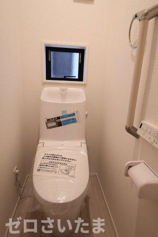 《仲介手数料無料》富士見市羽沢３丁目3-13新築一戸建てグラファーレのトイレ