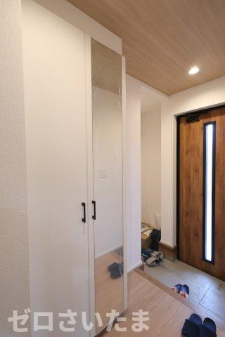 《仲介手数料無料》富士見市羽沢３丁目3-13新築一戸建てグラファーレの玄関