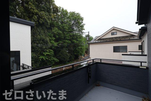 《仲介手数料無料》富士見市羽沢３丁目3-13新築一戸建てグラファーレのバルコニー