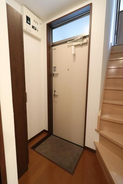 ピュール九研 365の玄関