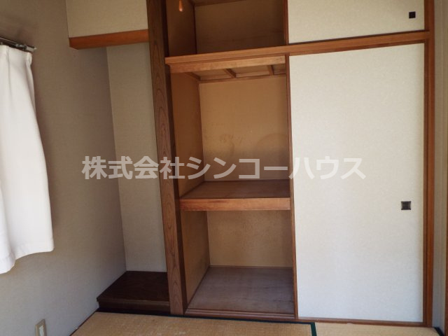 【収納】 | 久喜市栗原一丁目　中古戸建 | 和室にはお布団等の収納にも便利な押入があります！