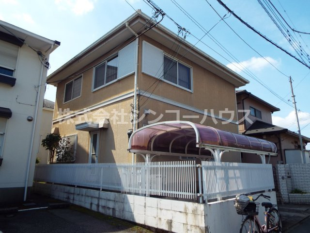 【外観】 | 久喜市栗原一丁目　中古戸建 | 道路から外観を撮影しています。