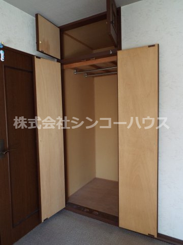 【収納】 | 久喜市栗原一丁目　中古戸建 | 2階洋室収納。