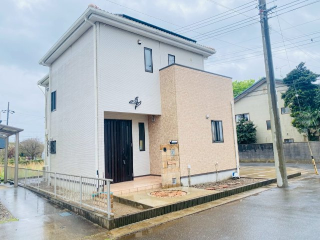 八街市文違　中古戸建の外観