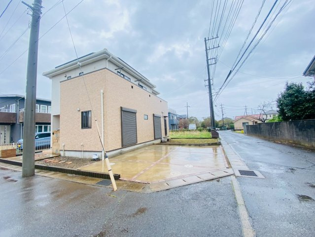 八街市文違　中古戸建の外観