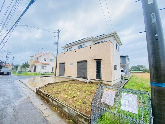 八街市文違　中古戸建の外観