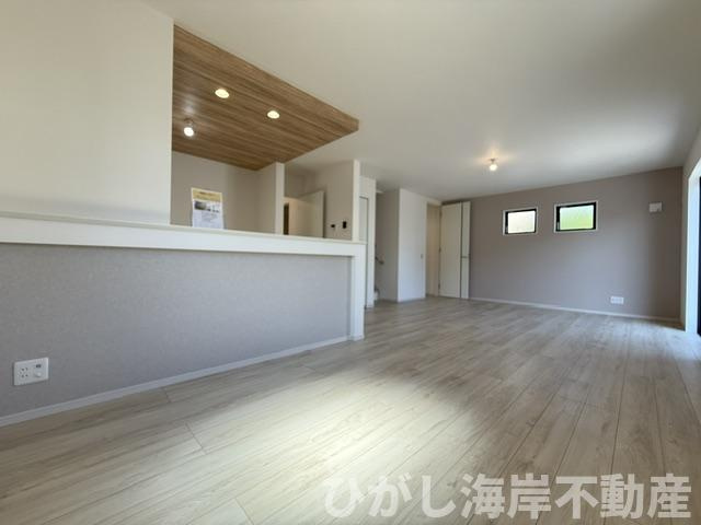 平塚市袖ヶ浜　新築戸建　全３棟のダイニング|20.2帖　LDK
