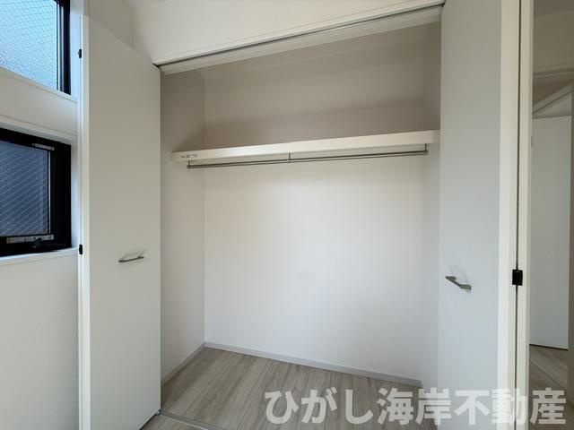 平塚市袖ヶ浜　新築戸建　全３棟の収納|各居室　収納スペース付き
