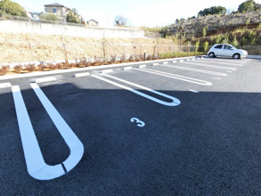 【駐車場】