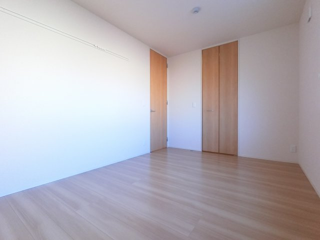 【寝室】