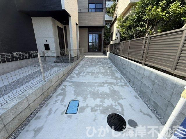平塚市袖ヶ浜　新築戸建　全３棟の駐車場|駐車スペース