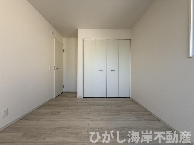 平塚市袖ヶ浜　新築戸建　全３棟の寝室|6帖　洋室