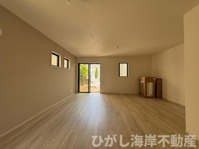 平塚市袖ヶ浜　新築戸建　全３棟の外観パース|イメージパスですので実際のものと多少異なります　


