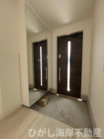 平塚市袖ヶ浜　新築戸建　全３棟のキッチン|4月9日撮影　建築中　20帖　LDK