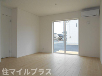 【居間・リビング】 | 矢吹町一本木新築一戸建て7棟 | おしゃれな居間です