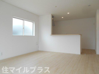 【居間・リビング】 | 矢吹町一本木新築一戸建て7棟 | ゆったり過ごせるリビングです