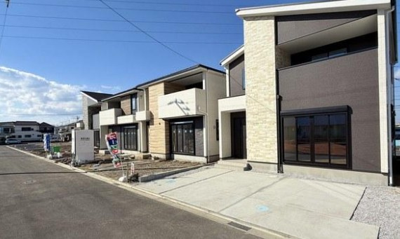 【前面道路含む現地写真】 | 平塚市御殿　全５棟　新築住宅