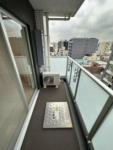 リライア浅草のバルコニー
