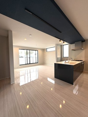 FAMILY RESORT HOUSE — 東海岸南の居間・リビング