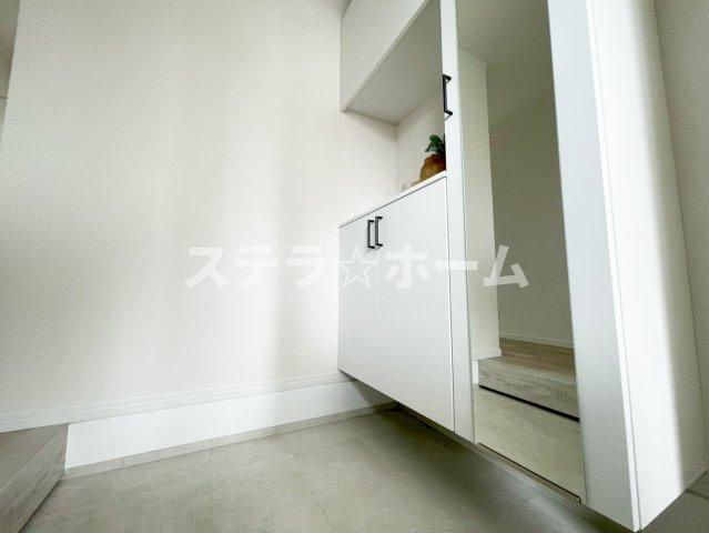 安田3 中古戸建の玄関|きれいな玄関です