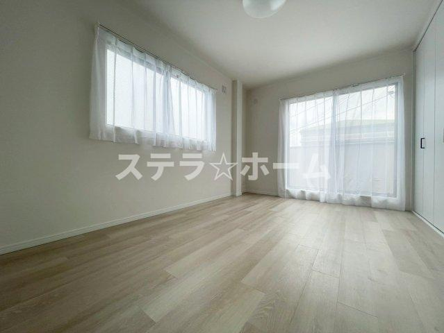安田3 中古戸建の洋室|コンパクトで使いやすい洋室です