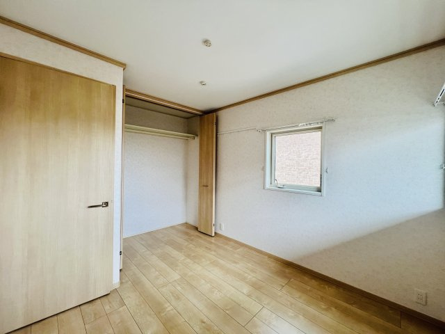 太田市新田市野井町の洋室|お子様の一人部屋デビューにも最適♪
