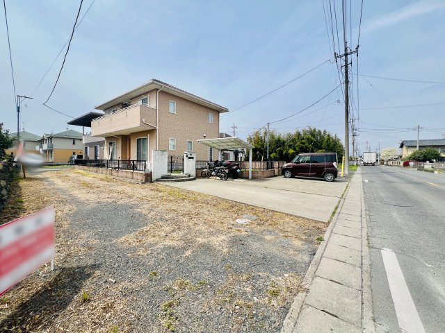 太田市新田市野井町の前面道路含む現地写真|駐車2台以上可◎