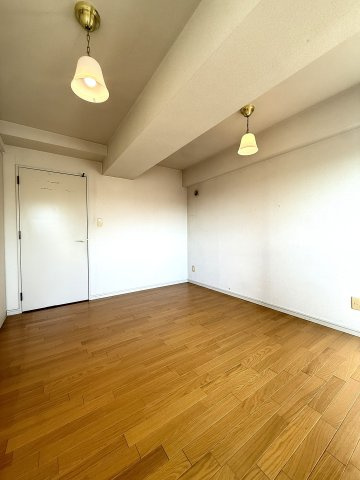 朝日プラザ羊ヶ丘の洋室