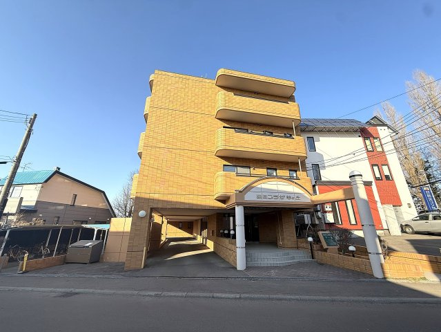 朝日プラザ羊ヶ丘の外観