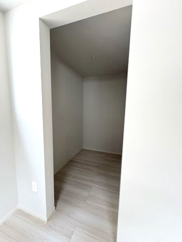 【収納】 | 大野城市雑餉隈町2丁目1期　2号棟（全2棟）【仲介手数料無料・0円】 | 施工例。施工例は完成時と異なる場合があります。